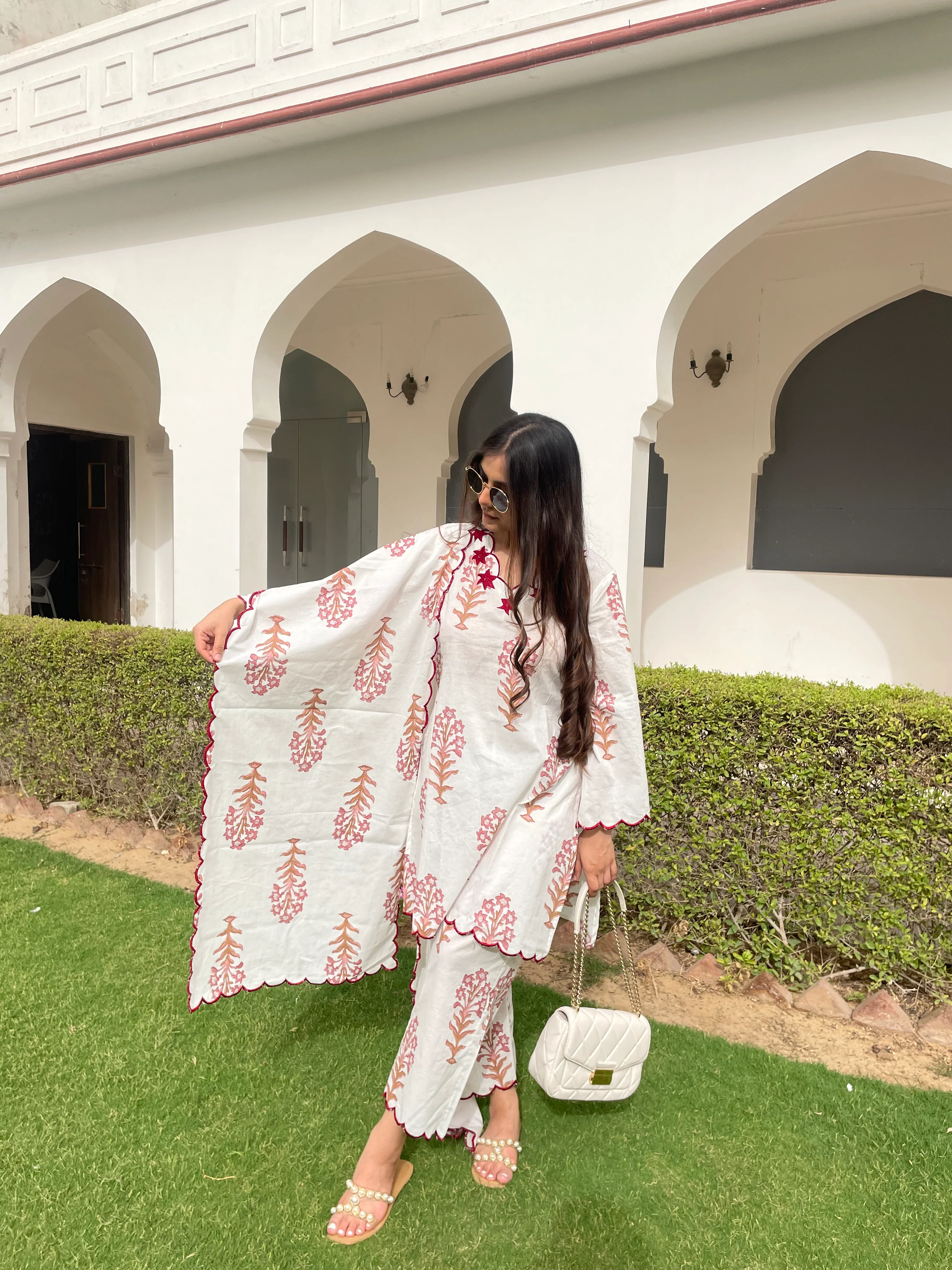 Mughal peach cordset - Image 4